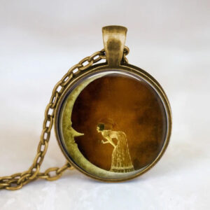 Retro Mysterious Moon Girl Glass Pendant Time Gem Cabochon Necklace